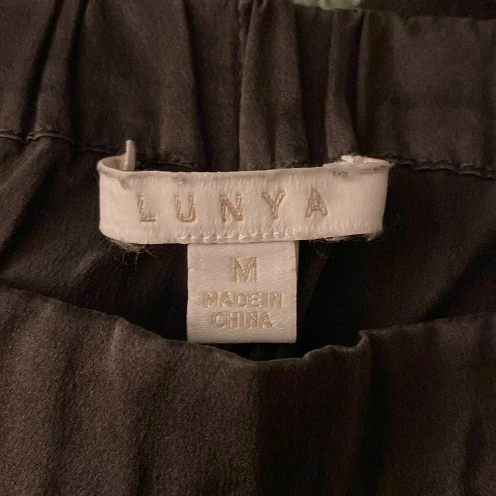 EUC Lunya Washable Silk Tank Set - Picture 5 of 7